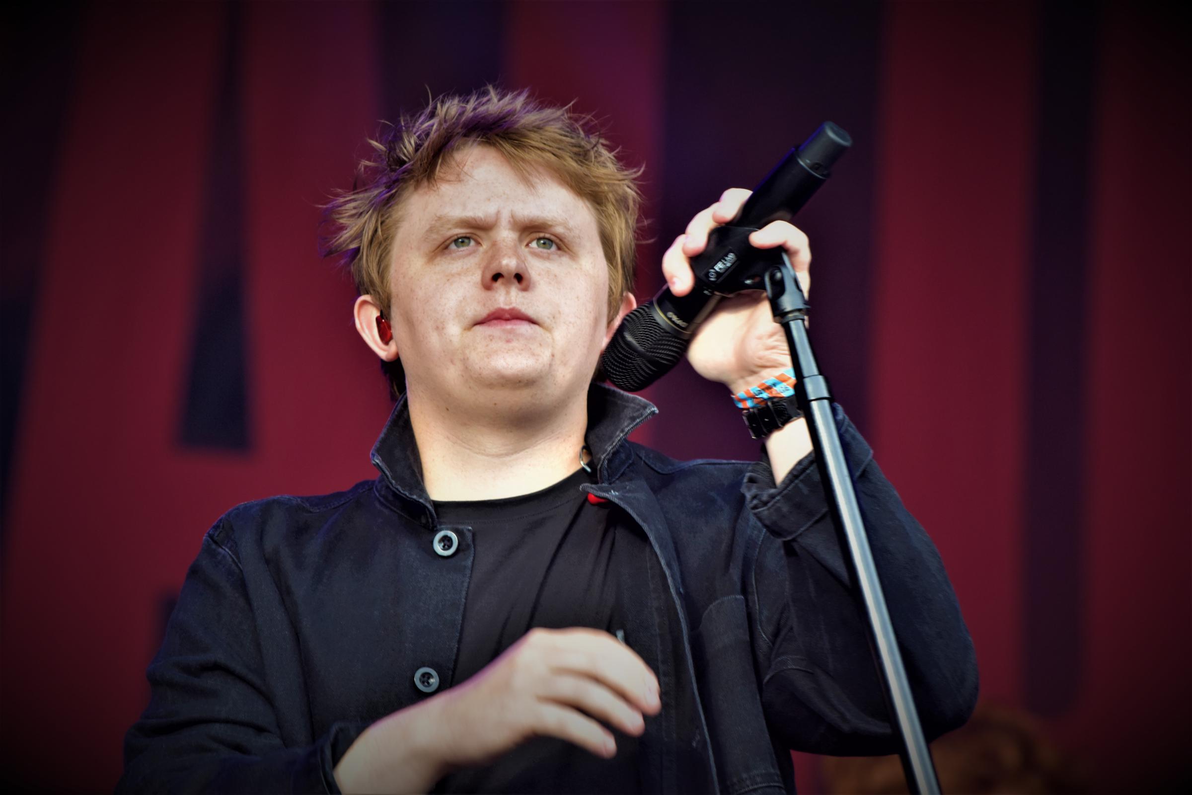 Lewis Capaldi plays Celtic Song in Ibiza taxi and films pals singing along for Instagram clip