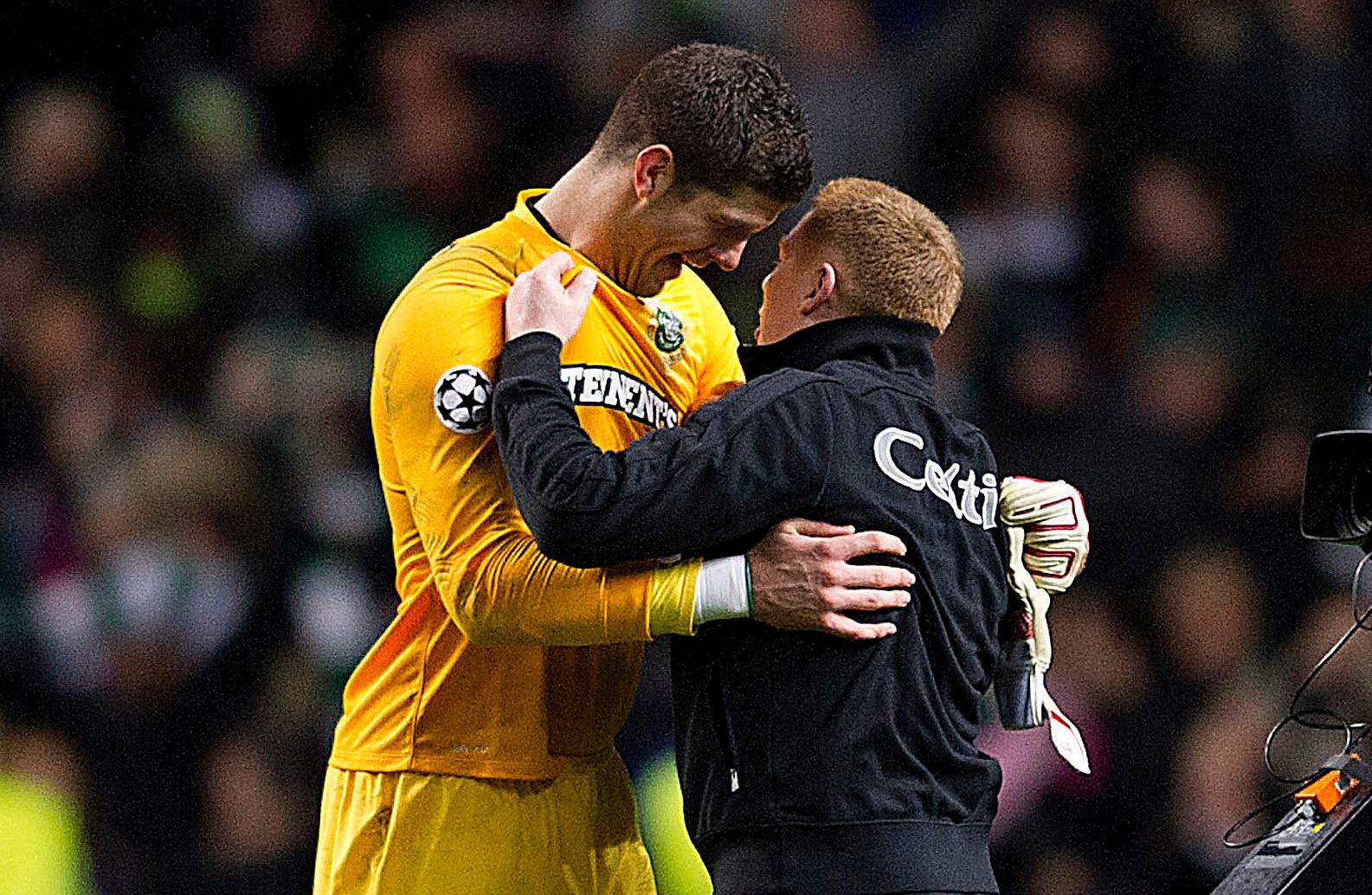 Fraser Forster reportedly on brink of Celtic return