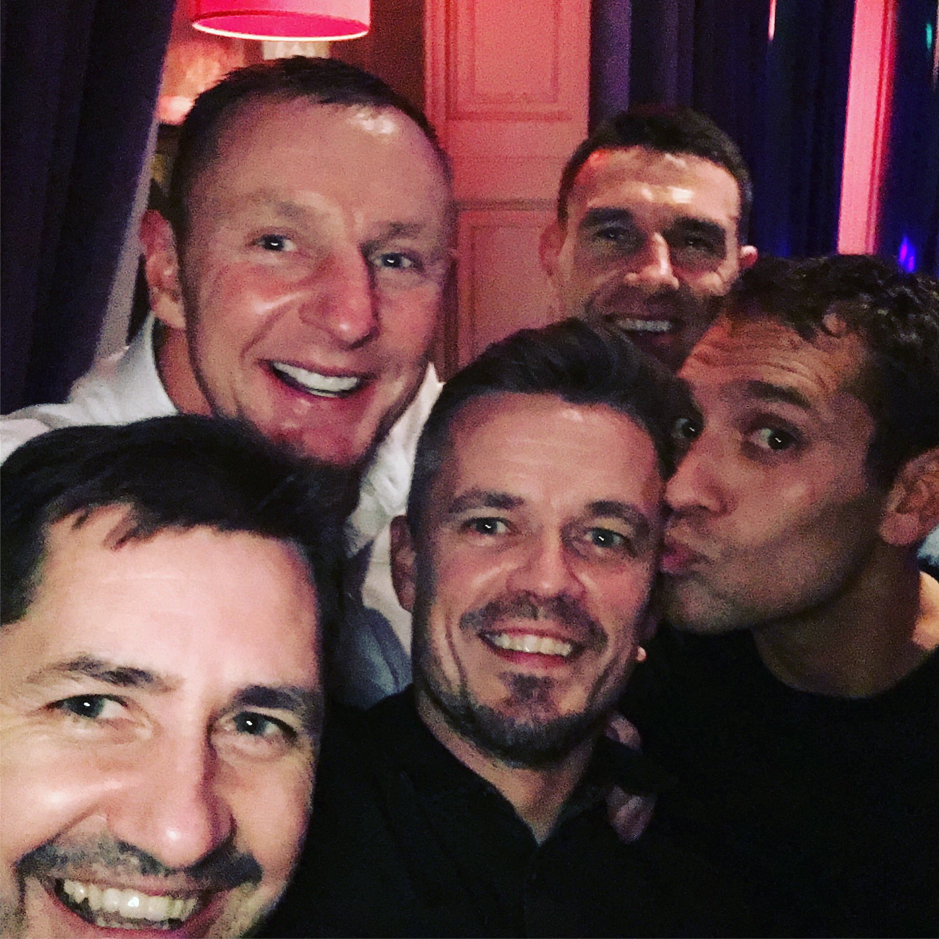 Celtic legends Petrov, Donnelly, Douglas, McNamara and McManus reunite for selfie ahead of Rangers clash