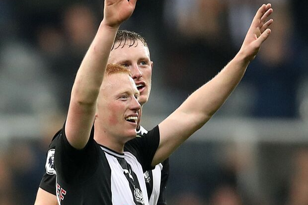 Newcastle goal hero Matty Longstaff pictured in Celtic jersey throwback after Manchester United winner