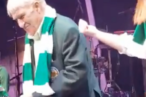 Watch Lisbon Lion Bertie Auld boogie on stage at Celtic The Musical