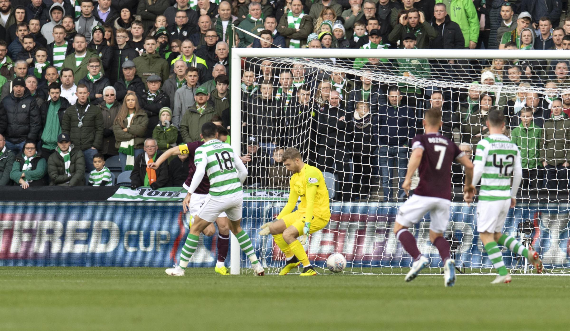 Craig Gordon could make Celtic history on Sunday at Hampden without muddying his gloves