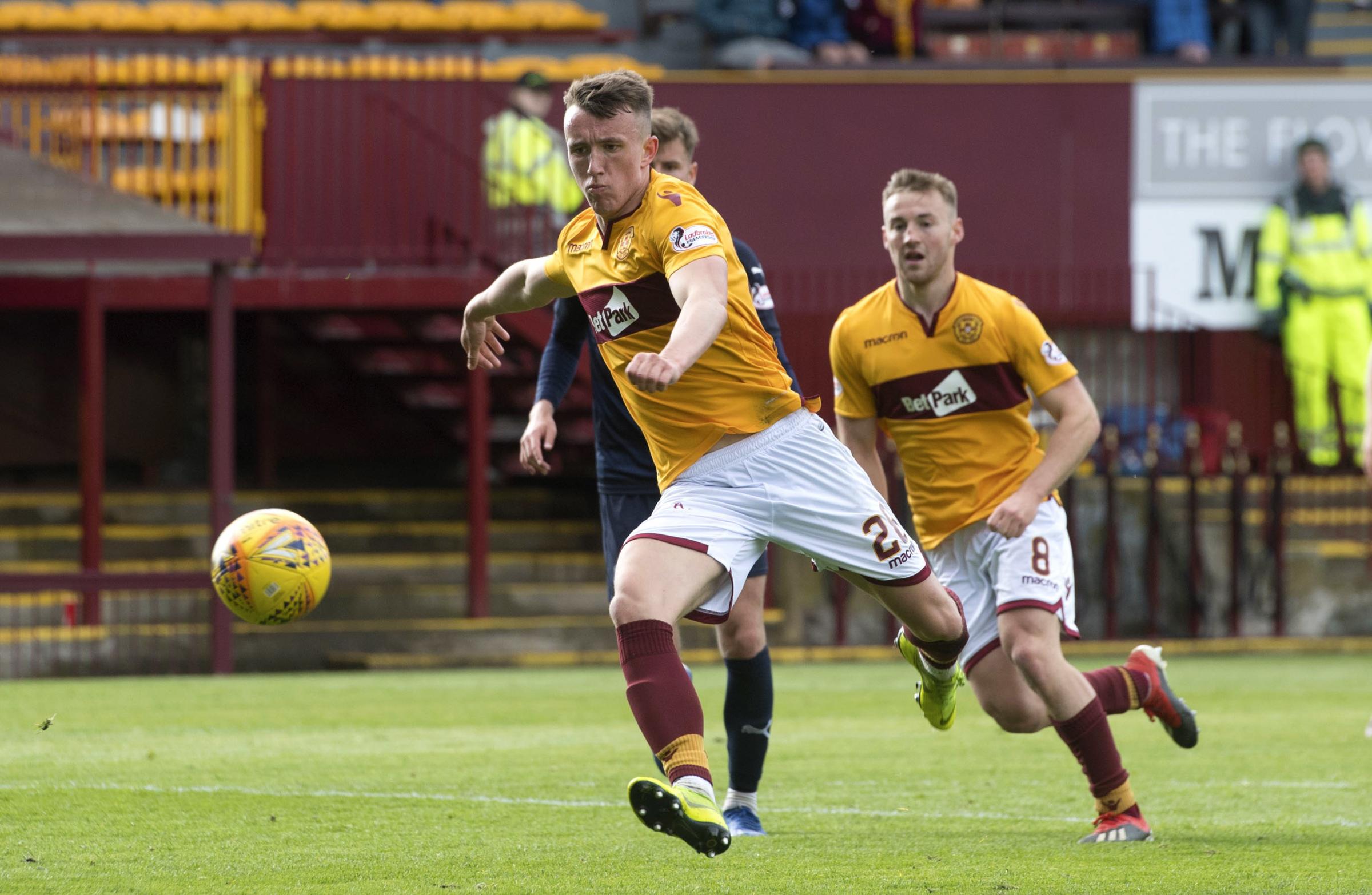 David Turnbull transfer to Celtic in danger of collapsing