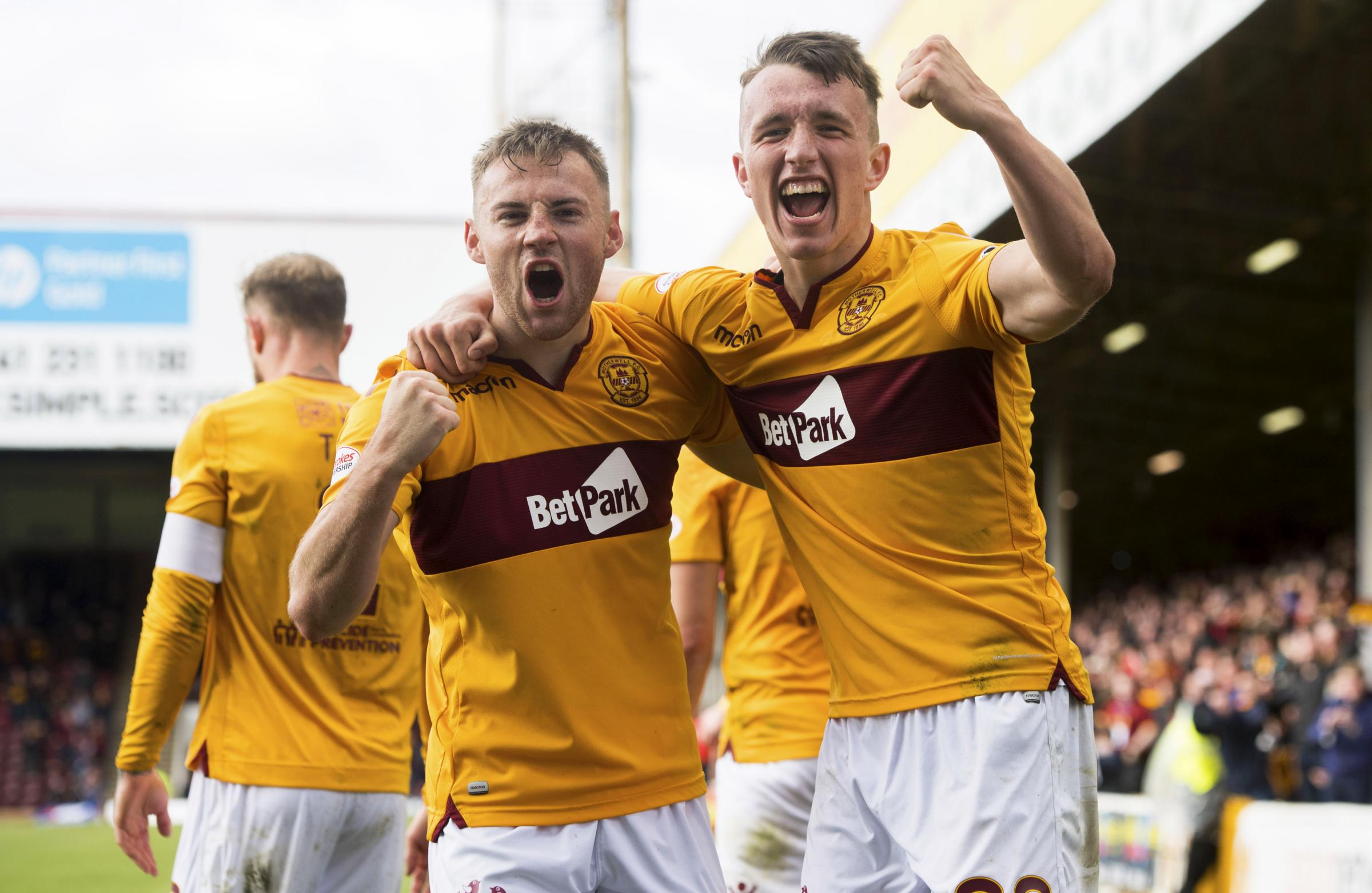 The Bulletin: Motherwell accept Turnbull bid | Celtic linked with £10m defender