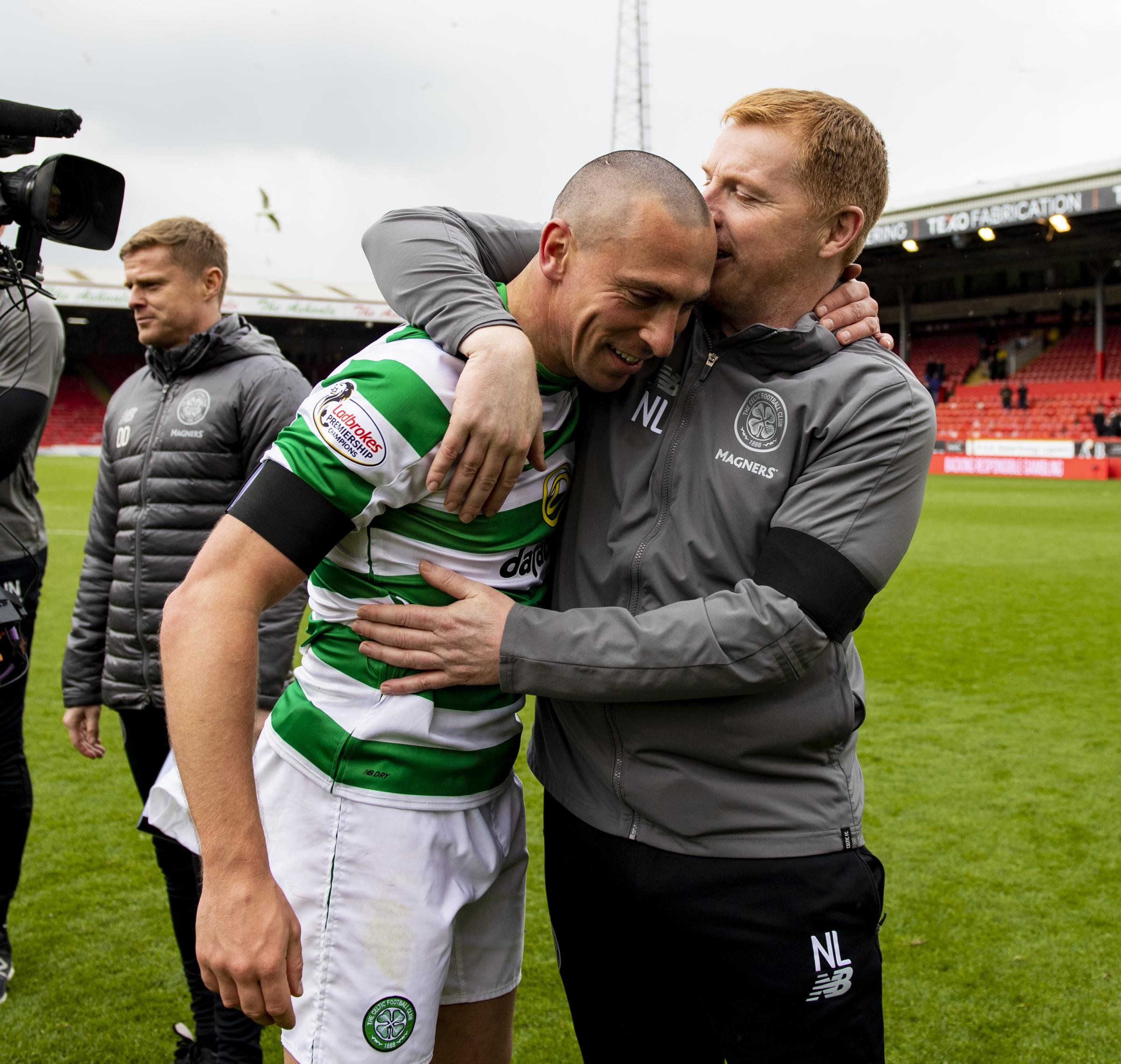 Scott Brown wants Celtic to complete treble treble so “brave” Neil Lennon can land the manager’s job